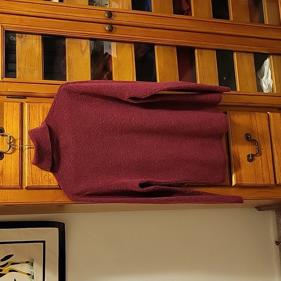 Eddie Bauer Italian wool Sweater - Picture 2 of 4